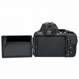 NIKON D5600 DSLR CAMERA (used)